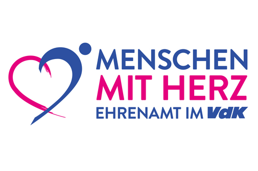 Eine Grafik von einem geschwungenen Herz. Daneben steht: Menschen mit Herz - Ehrenamt im VdK