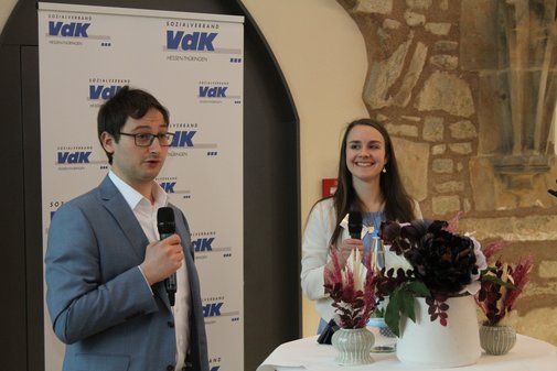 Ein Mann und eine Frau