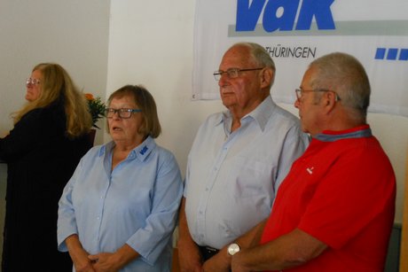 Geehrte für 25 jährige Mitgliedschaft. (links: Alfred Waldeck, rechts: Heinz Schottenhammer)