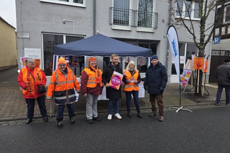 Unser neuer B&uuml;rgermeister ab dem 1.1.2026 Max Schimmel besuchte den VdK Infostand