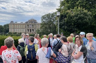 Blick vom Schloss auf das Herzogliche Museum