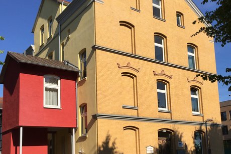 Begegnungsst&auml;tte mit Fahrstuhlanbau in der Hainstr.8