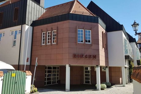 B&uuml;rgerhaus Riesen, Eingang