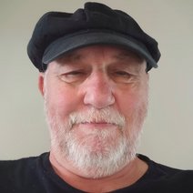 Das Bild zeigt Karl-Heinz Trares