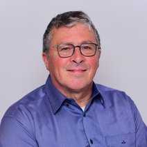 Das Bild zeigt Hermann Roth, Internetbeauftragter