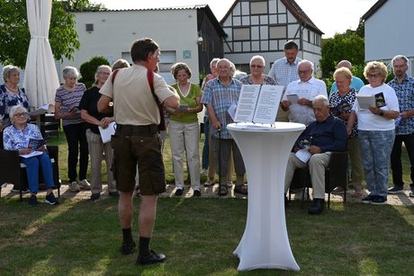 Volksliedergruppe (von vorne)
