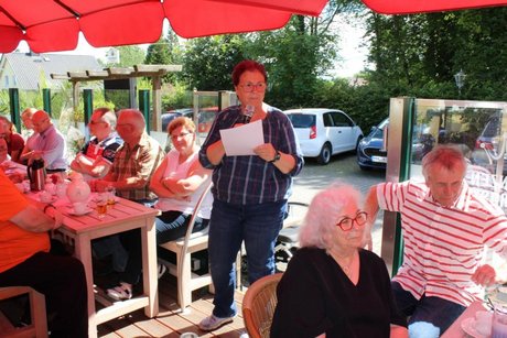 Menschen im Raum