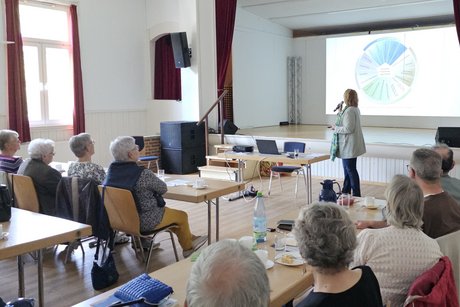 Veranstaltung Demenz mit Rednerin Veranstaltung Demenz mit Rednerin
