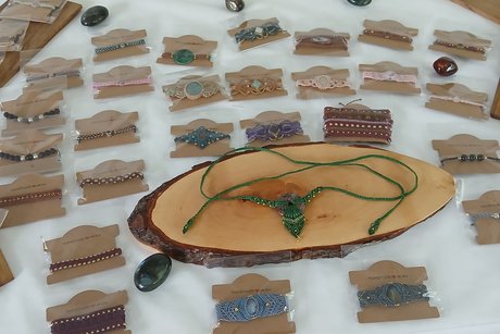 Schmuck von Elena Spiro Ausstellung vom Sommerfest 2026