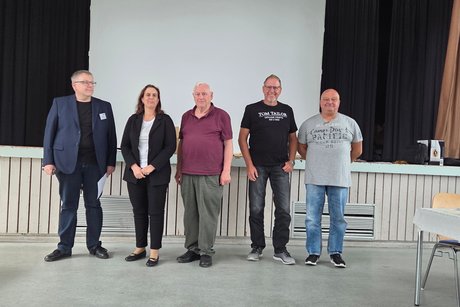 Ehrungen Kreisvorstand Patrick Nau von links, Ehrenplakette in Bronze: Jasmin Hartl Rolf Schubert Matthias Keil Alfred Knierim
