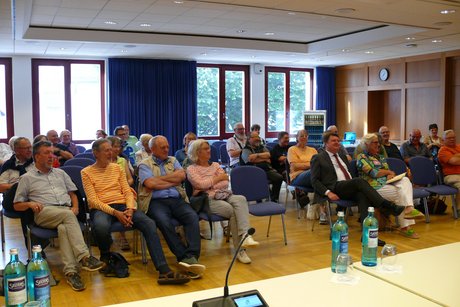 Interessierte Zuhörer*innen