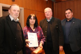 Das Foto zeigt von links: Gerhard Wurzel, Ulrike Fassing, Frank Lortz und Frank Simon