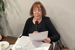 Sabine Köhler, Vorstandsmitglied des VdK OV Michelstadt bei Ihrem Vortrag über "Rauhnächte".