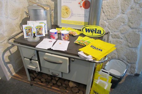 Fabrikverkauf bei der Firma Wela.