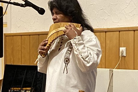 Unser Mauro aus Peru mit Panflöte