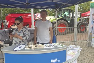 Vorbereitung des Standes für das Stadtfest