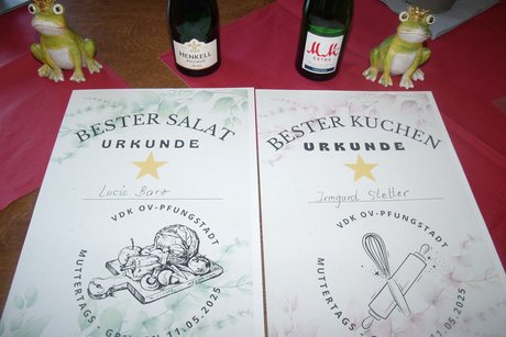 Urkunden für den besten Salat, den besten Kuchen