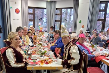 VdK-Mitglieder mit Prinzenpaar