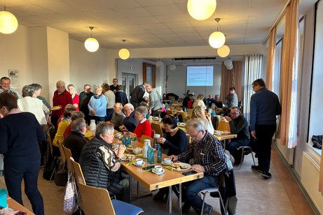 G&auml;ste bei dem Neujahrsempfang in der B&uuml;rgerbegegnungsst&auml;tte Obermeiser