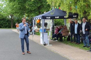 Der OB Dr. Johannes Bruns eröfnet die Veranstaltung