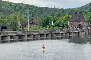 Der Edersee ist randvoll