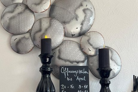 &bdquo;Klapperbach Friseur-Caf&eacute;-Bistro&ldquo;