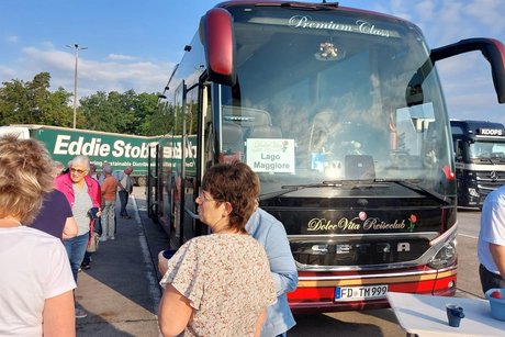 Rast an der Autobahn bei Hockenheim.