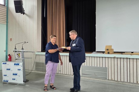 Kreisvorstand Patrick Nau, Ortsverbandsvorsitzenden: Ehrenplakette Gold Sigrid Krüge
