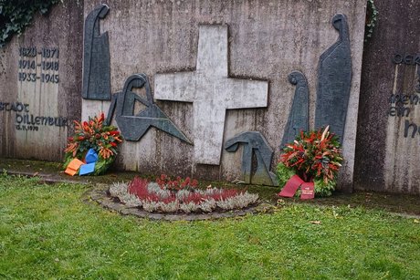 Kranzniederlegung am Ehrenmal