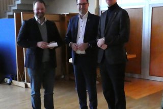 Prominente Unterstützung: Florian Obst, Vorsitzender des Sozialausschusses der Stadt Neu-Isenburg, Björn Simon, Mitglied des Bundestages, Hartmut Honka, Mitglied des Hessischen Landtages.