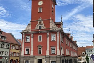 Das Historische Rathaus mit seinem 35 m hohen Turm