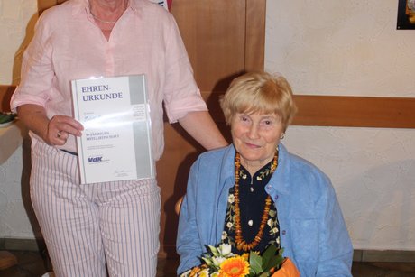 Eine besondere Ehrung zum 50. Jahr der Mitgliedschaft f&uuml;r Edith Bechtold