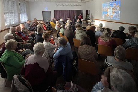 Alle warten bis es losgeht