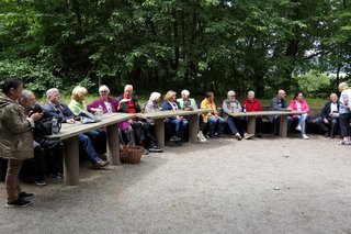 Zahlreiche Mitglieder hatten sich zum Grillfest eingefunden