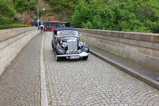 Oldtimer Sternfahrt über die Staumauer