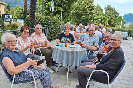 Auf der Terrasse des Hotel Alpi.