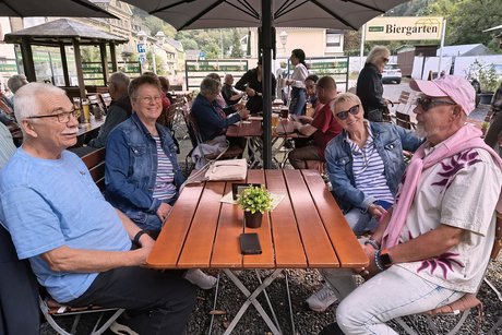 Mittagessen in der Sayner Scheune Teilnehmer beim Mittagessen in der Sayner Scheune