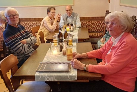 Interessierte Zuh&ouml;rer