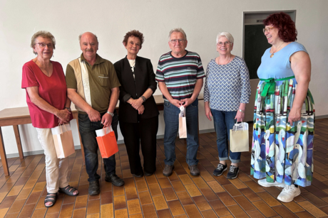 Ehrung von Jubilaren Ehrung von Jubilaren für 25 Jahre Mitgliedschaft mit Vorsitzende und Kassenführerin