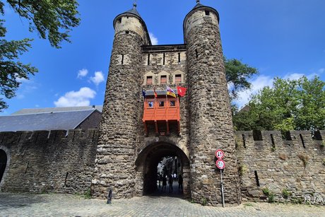 Ein altes Stadttor in Maastricht