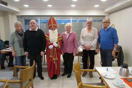 Jubilare von links: Frau Monika Herbert, Herr Gerd Herbert, 1. Vors. Frau Kerstin Staubach, Ehrenvors. Frau Erna Kress, Frau Ingrid Enders und Herr Bernhard Seufert. Es fehlen Frau Christel Hillenbrand und Herr Werner Vogel