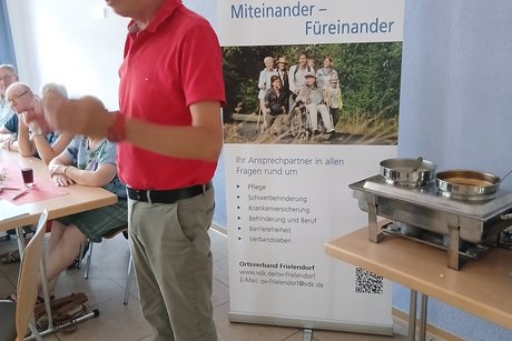 Bürgermeister Nöll hebt die gute Zusammenarbeit zwischen VdK und dem Seniorenbüro hervor