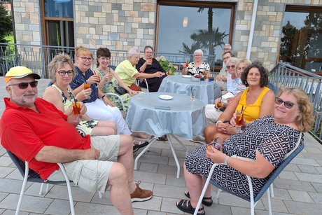Auf der Terrasse des Hotel Alpi.