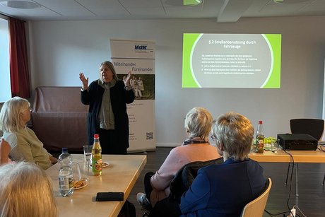 Verkehrswacht - Frau Schubert Bürgerhaus - Verkehrswacht