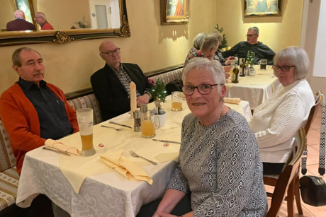 Wir warten aufs Essen