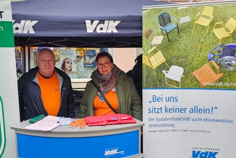 Mitglieder des VdK Kreisvorstandes am Stand