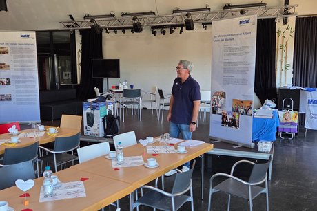 75 Jahrfeier des VDK OV-Mörfelden Abnahme des Veranstaltungsraumes durch unseren Ortsvorsitzenden