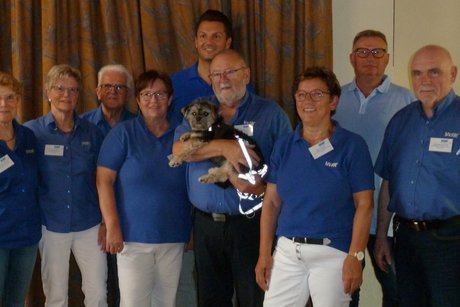 Das Bild zeigt den gewählten Vorstand (Edeltraud Dormehl, Cornelia Weiß, Burkhard Menges, Inge Vogel, Andre Oswald, Horst Weitze, Sigrid Weitze, Peter Völker, Siegfried Dormehl)