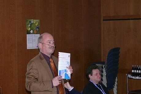 VdK-Ortsverbandsvorsitzender Alfred Strauß bei der Eröffnung der Veranstaltung