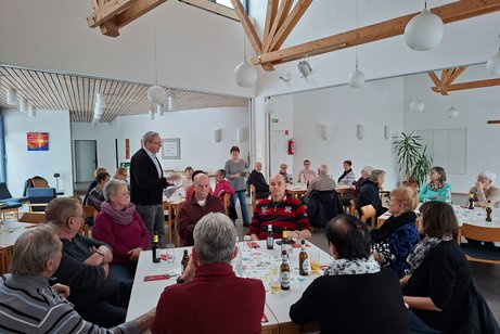 Begr&uuml;&szlig;ung